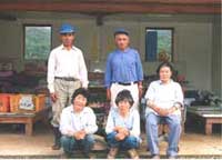 ���肽���